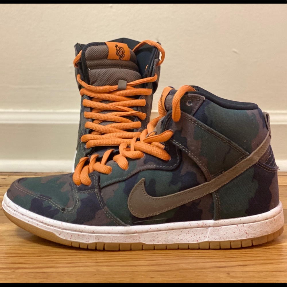 Exclusive Camo Nike SB Dunks